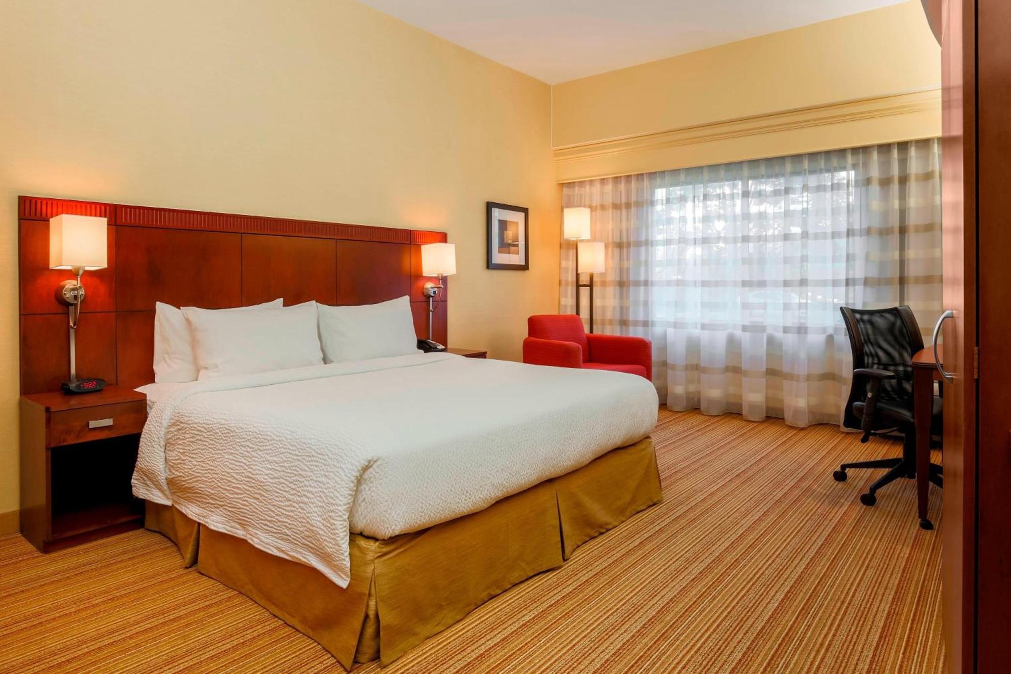 Hotel Courtyard By Marriott Potomac Mills Woodbridge Exterior foto