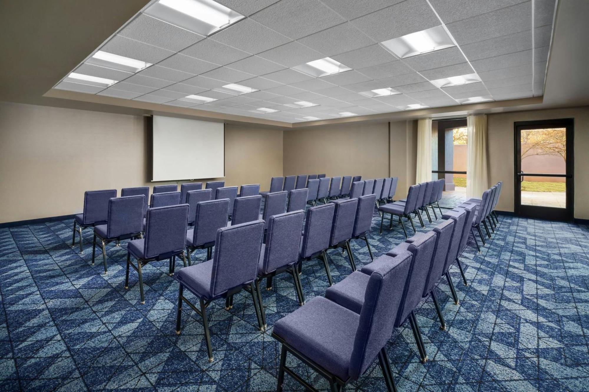 Hotel Courtyard By Marriott Potomac Mills Woodbridge Exterior foto